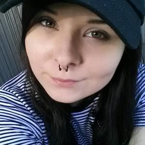 Meet your Posher, Lydia